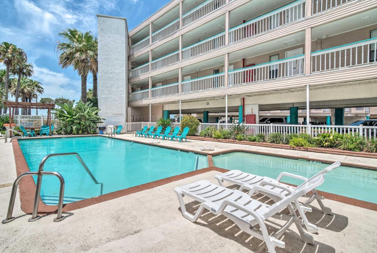 Updated Front Beach Condo With Resort Amenities! Корпус-Кристи Экстерьер фото