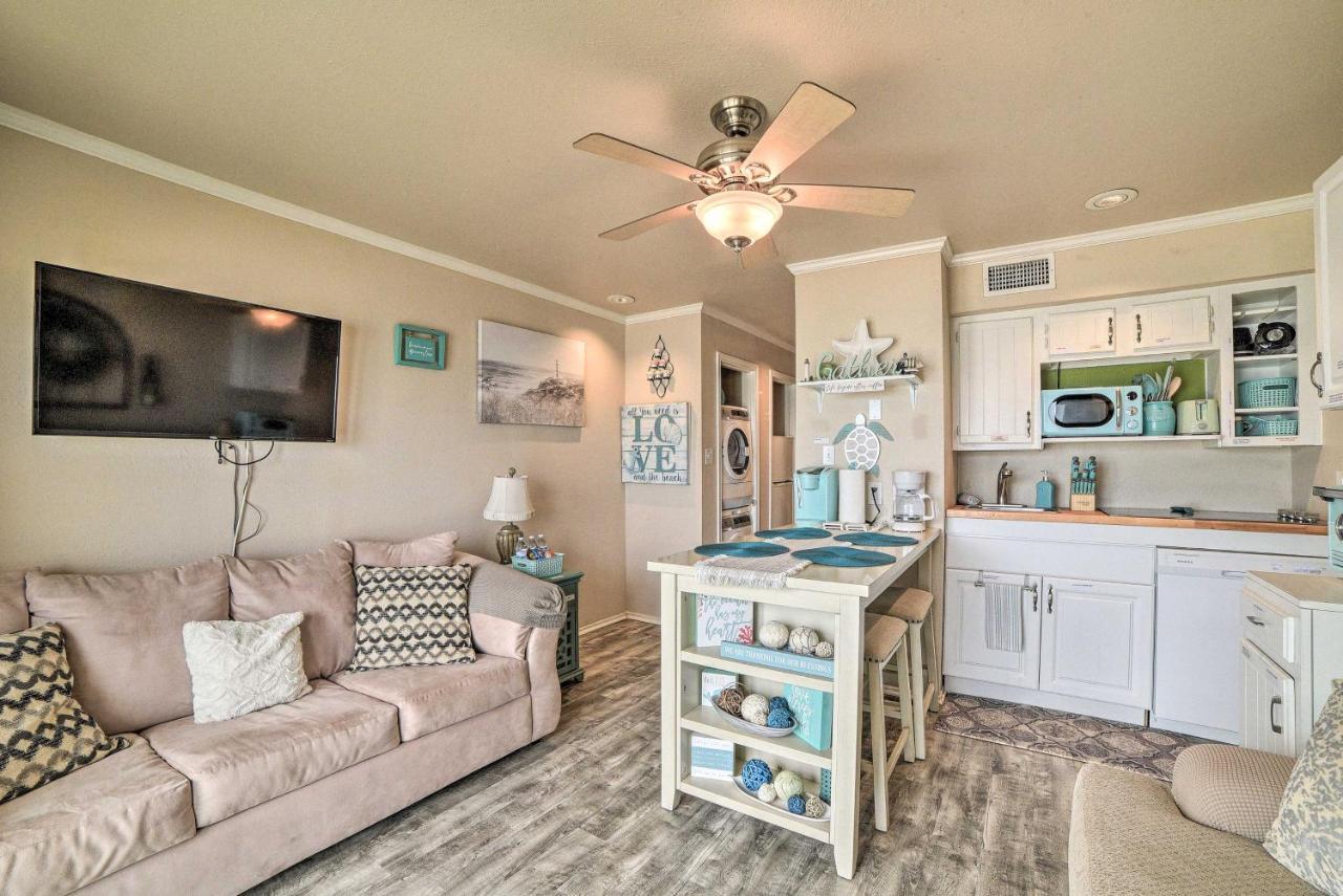 Updated Front Beach Condo With Resort Amenities! Корпус-Кристи Экстерьер фото