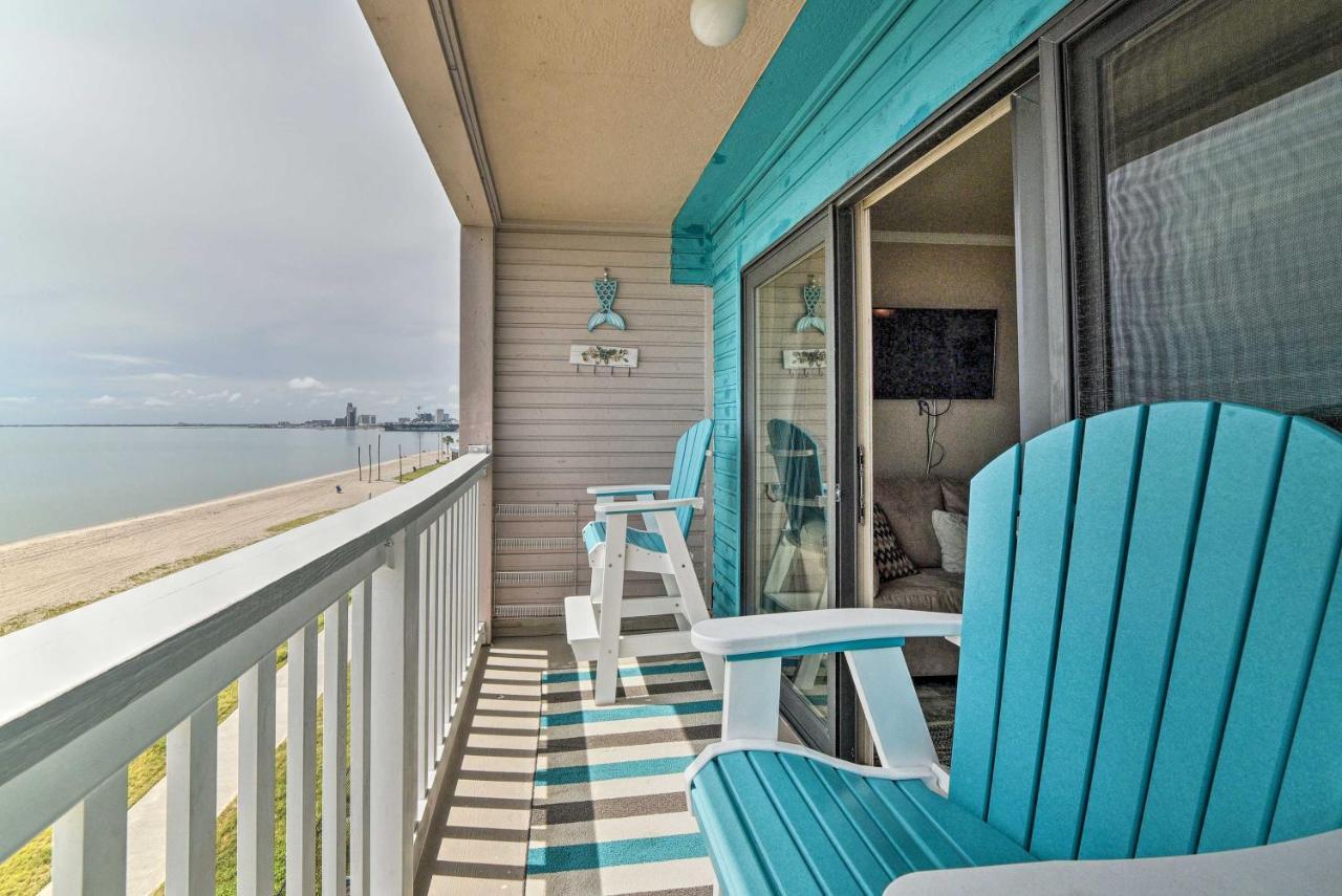Updated Front Beach Condo With Resort Amenities! Корпус-Кристи Экстерьер фото